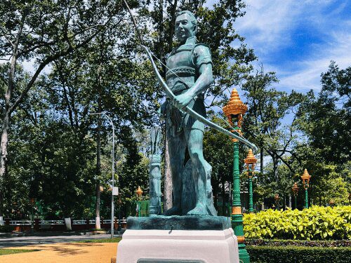 Siem Reap Royal Independence Gardens Statue Roaming Atlas