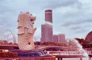 Roaming Atlas Merlion Statue Singapore Itinerary